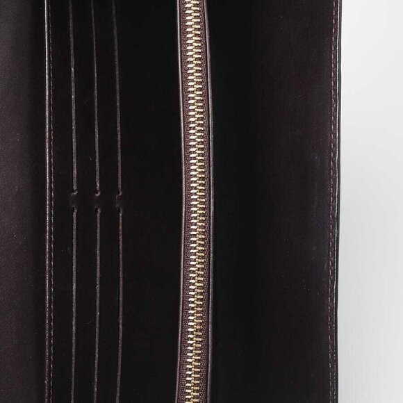 Louis Vuitton Amarante Monogram Vernis Sarah Wallet - Picture 8 of 8